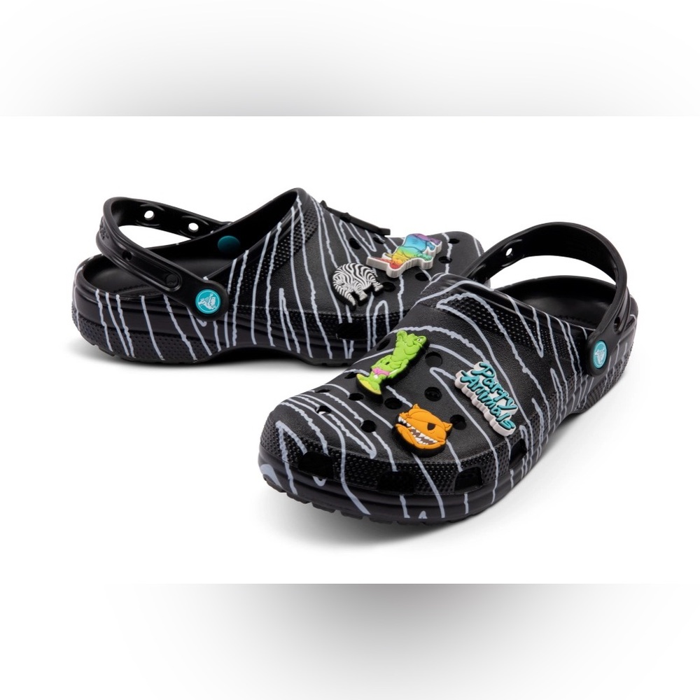 Crocs Classic Clog, Party Animals X Ron English, Black/White, M11
